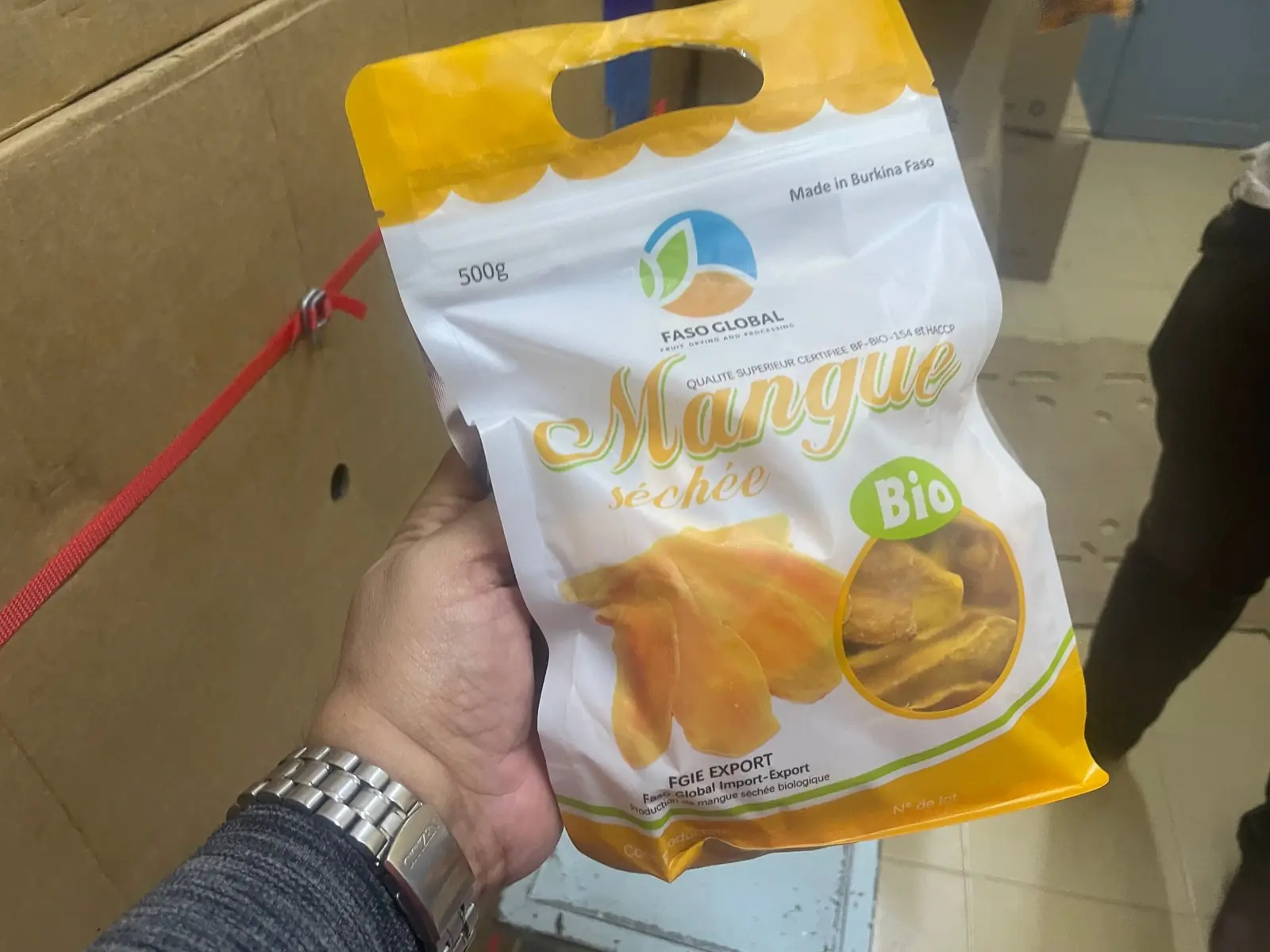 Mangue séchée en conditionnement de vente.