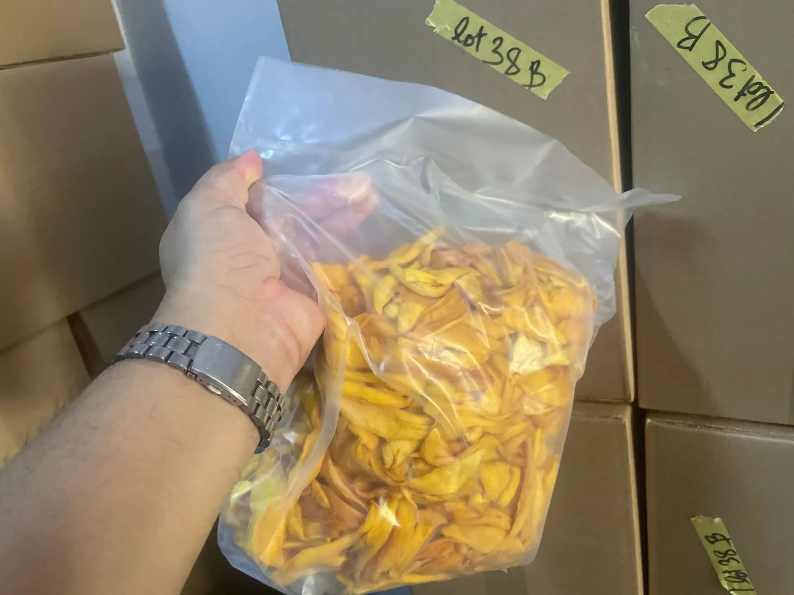Sachet scellé de mangue séchée de qualité export